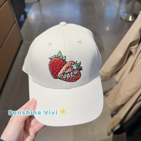 NWT COACH Retro Sliced Strawberry Baseball Hat Cap CAP86 Chalk /red m/L - Picture 1 of 6
